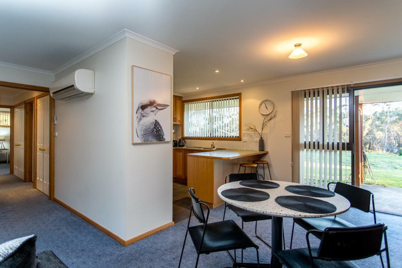 Acton Park Holiday Units Екстер'єр фото